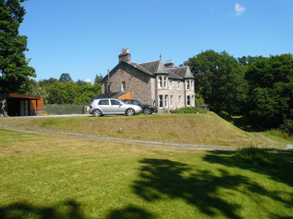 Woodburn House Bed & Breakfast Pitlochry Exterior photo